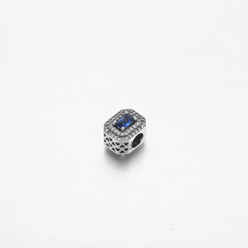 (image pour) Charm rectangulaire à niveaux bleu scintillant Pandora - 792385c01 - Afficher 2