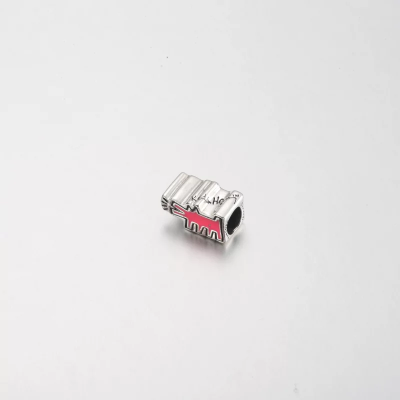 (image pour) Keith Haring™ x Pandora Chien qui aboie Charm - 792218C01 - Afficher 2