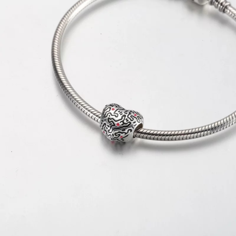 (image pour) Keith Haring™ x Pandora Pendent Graphique Personnages - 792224C01 - Afficher 5