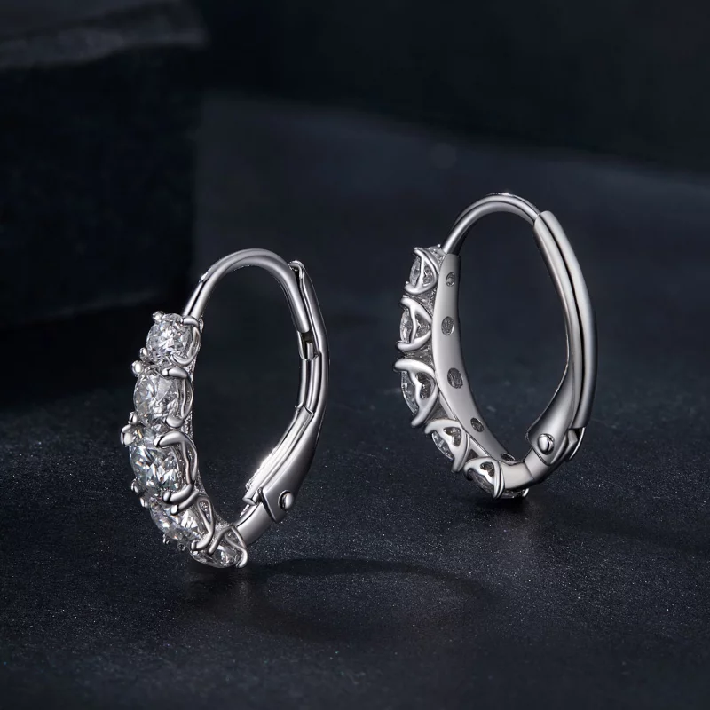 (image pour) Boucles d'oreilles PANDORA Style en Moissanite Étincelante (Deux Certificats) - - Afficher 3