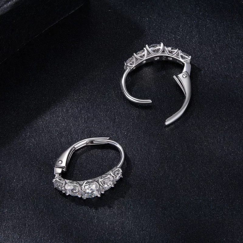 (image pour) Boucles d'oreilles PANDORA Style en Moissanite Étincelante (Deux Certificats) - - Afficher 4