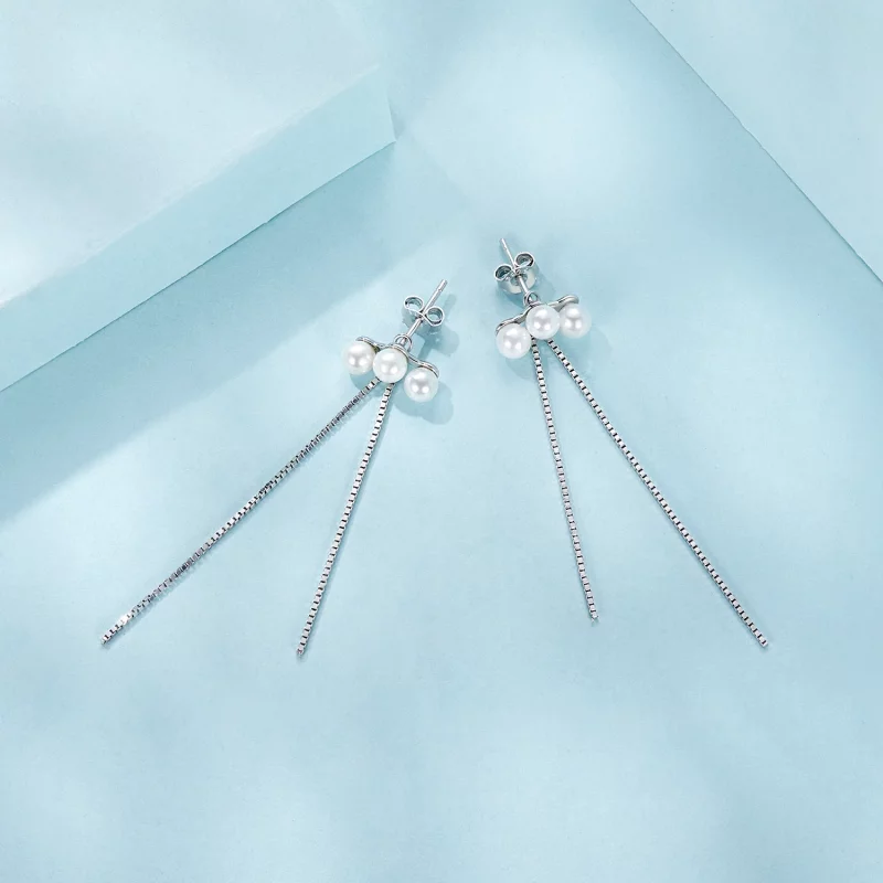 (image pour) Boucles d'oreilles à franges de perles de coquillage PANDORA Style - SCE1777 - Afficher 4