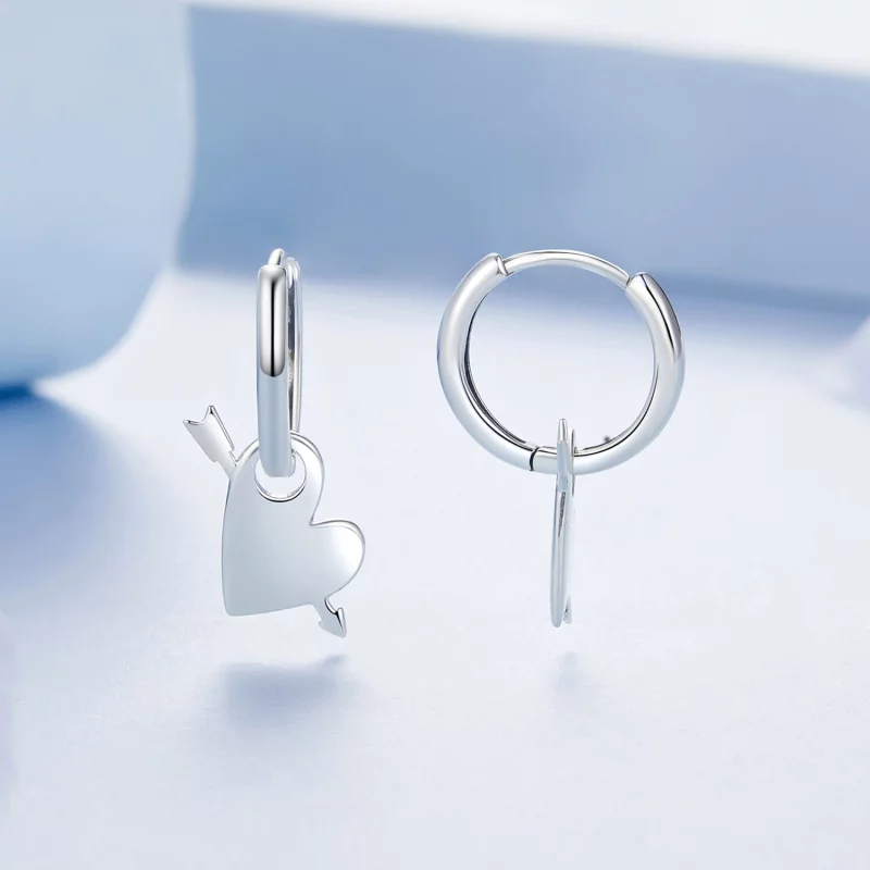 (image pour) PANDORA Style Boucles d'oreilles Cœur transpercé - BSE1082 - Afficher 3