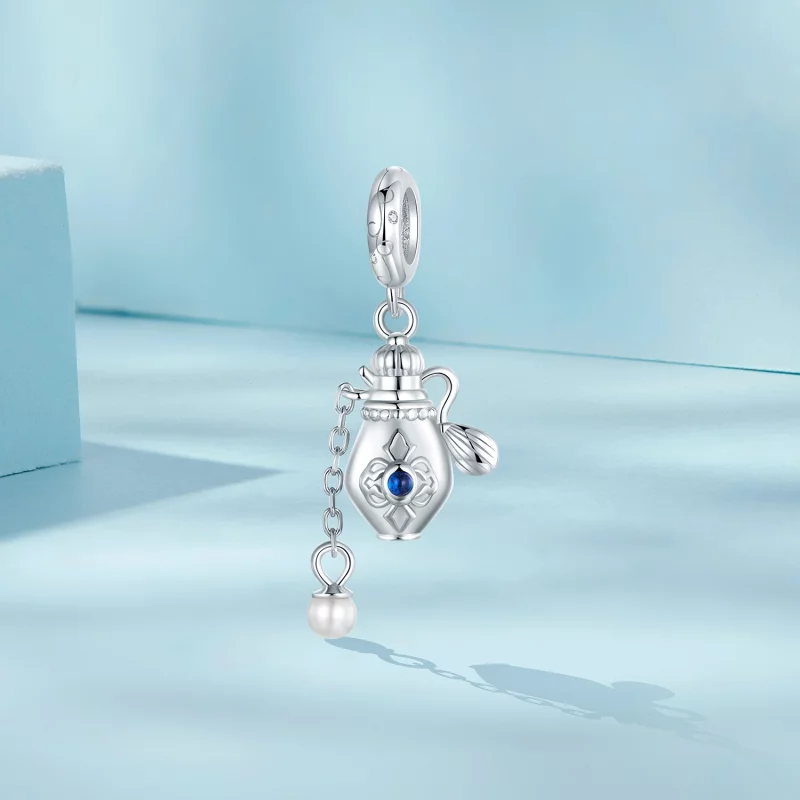 (image pour) Pendent Bouteille de Parfum Vintage Style PANDORA - SCC2912 - Afficher 2