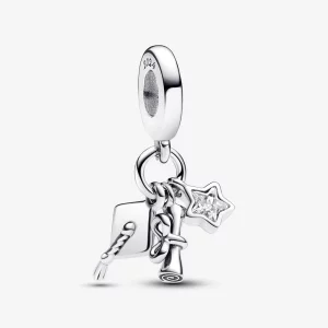 (image pour) Charm Triple Pendant Diplôme 2024 Pandora - 793240C01