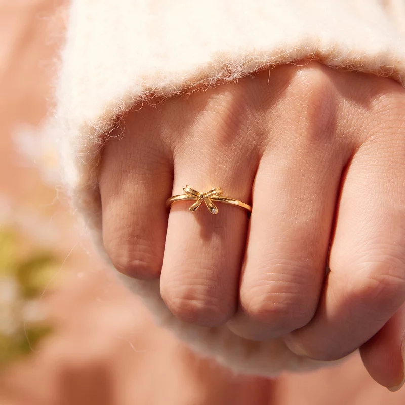 (image pour) Bague unie à nœud papillon en argent 925 Pandora Style - Zircone plaquée or ajus - Afficher 9
