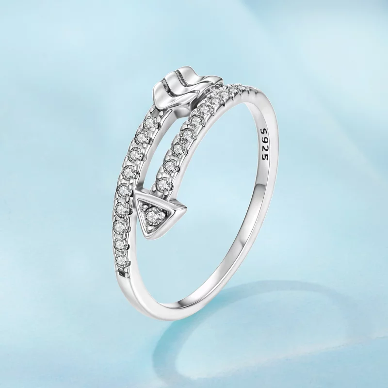 (image pour) Bague Flèche Pavée Pandora en Argent 925 Oxydé avec Zircone Complète et Ajustabl - Afficher 2