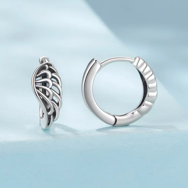 (image pour) Boucles d'oreilles Huggie Ailes en Argent Sterling Pandora avec Finition Oxydée - Afficher 2