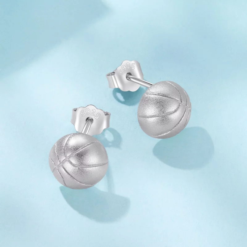 (image pour) Boucles d'oreilles à clous basketball en argent 925 plaqué platine Pandora Style - Afficher 3