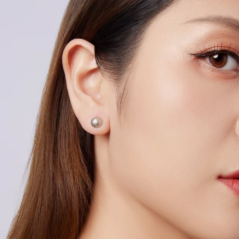 (image pour) Boucles d'oreilles à clous basketball en argent 925 plaqué platine Pandora Style - Afficher 10