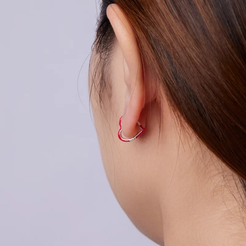 (image pour) Boucles d'oreilles Huggie Cœur en argent sterling style Pandora avec finition ox - Afficher 3