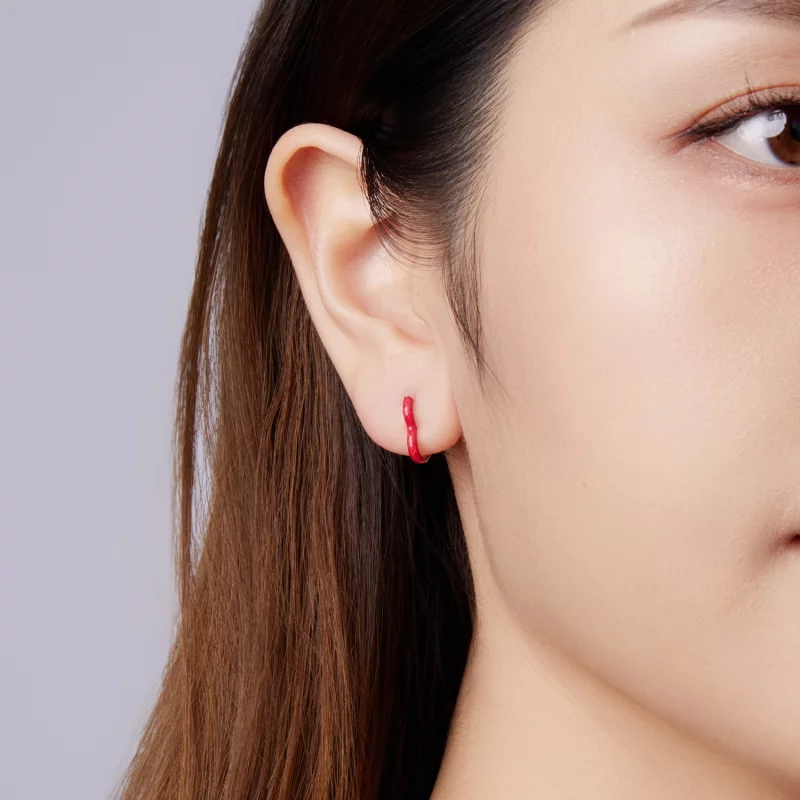 (image pour) Boucles d'oreilles Huggie Cœur en argent sterling style Pandora avec finition ox - Afficher 10