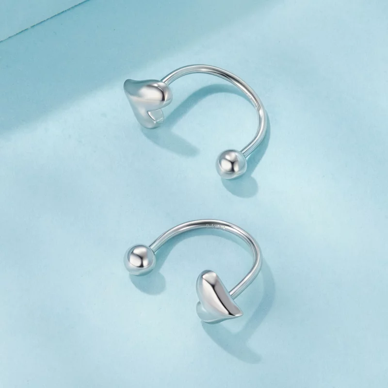 (image pour) Boucles d'oreilles à clous Cœur réversible en argent 925 plaqué platine Pandora - Afficher 4