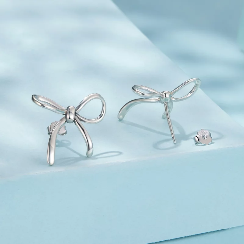 (image pour) Boucles d'oreilles à clous Nœud Papillon en argent 925 oxydé Pandora Style - SCE - Afficher 2