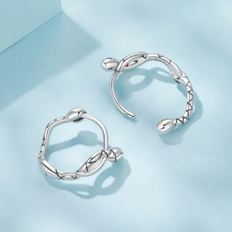 (image pour) Boucles d'oreilles Huggie Serpent en argent sterling Pandora avec zirconium et f - Afficher 4