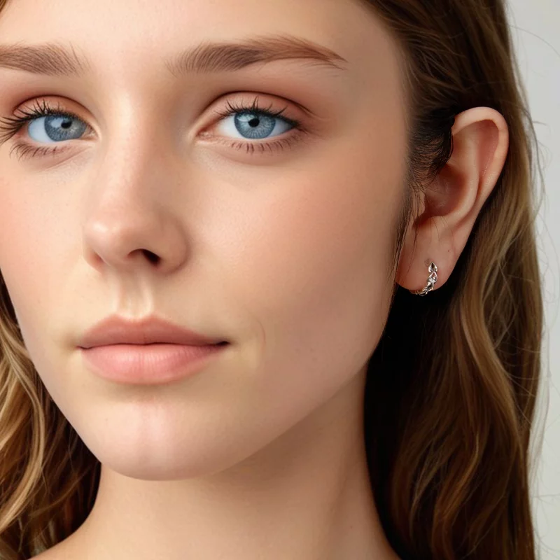 (image pour) Boucles d'oreilles Huggie à vignes torsadées Pandora en argent 925 avec finition - Afficher 7
