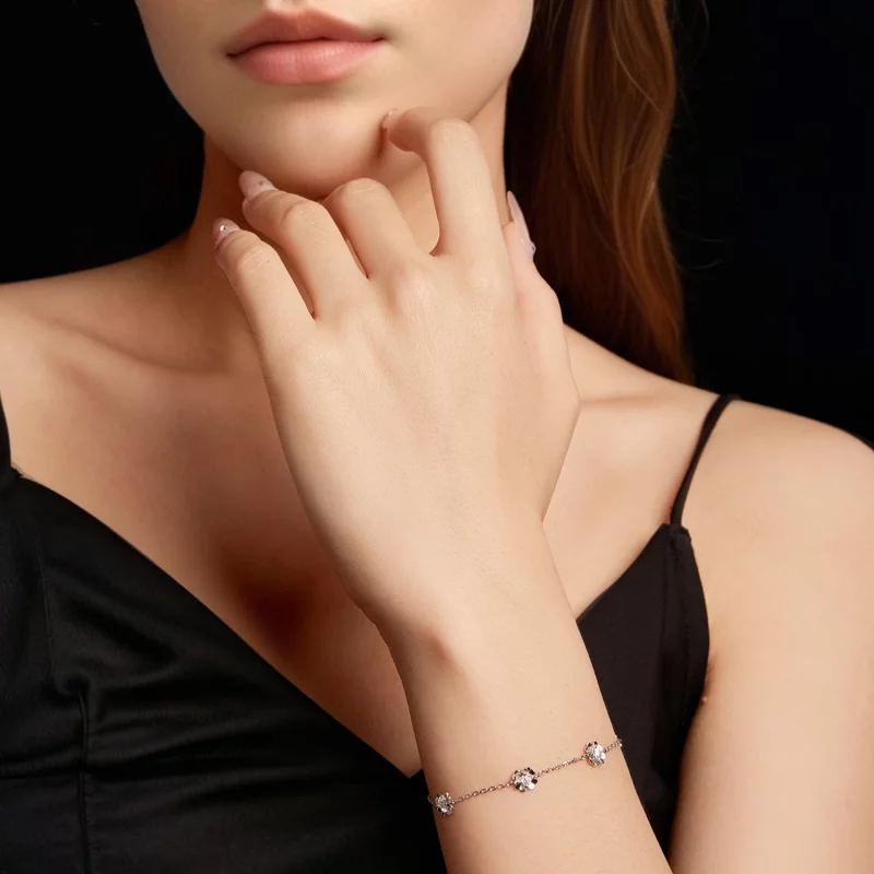 (image pour) Bracelet Trèfle à Quatre Feuilles en Argent Sterling 925 Pandora avec Moissanite - Afficher 4