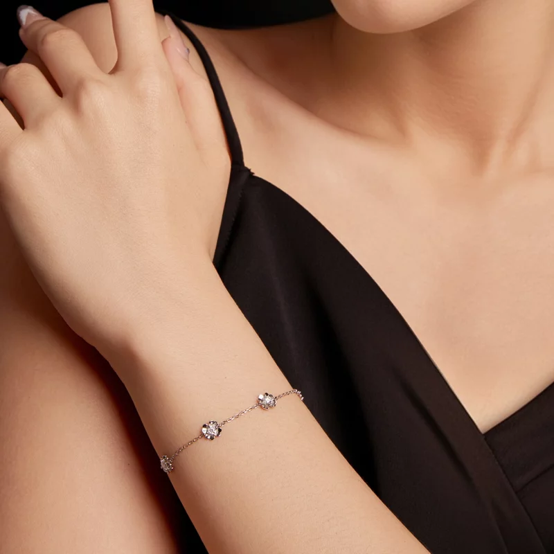 (image pour) Bracelet Trèfle à Quatre Feuilles en Argent Sterling 925 Pandora avec Moissanite - Afficher 5