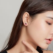 Clous d'Oreilles Style PANDORA Jolie petite fraise - SCE1034