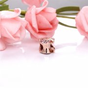Charm PANDORA Feuille Pavée Scintillante 788322NPMMX
