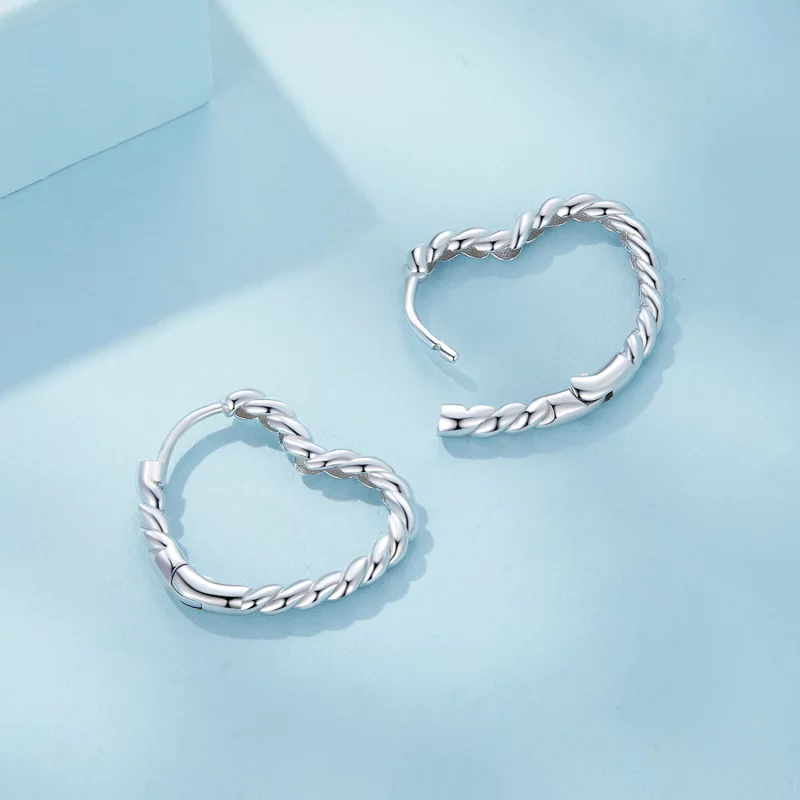 (image pour) Boucles d'oreilles à anneaux en forme de cœur de style Pandora - SCE1606 - Afficher 4