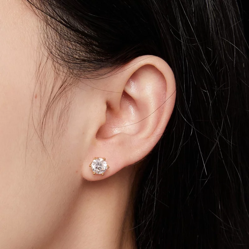 (image pour) Boucles d'oreilles à clous en moissanite plaquées or style Pandora, d'un carat, - Afficher 4