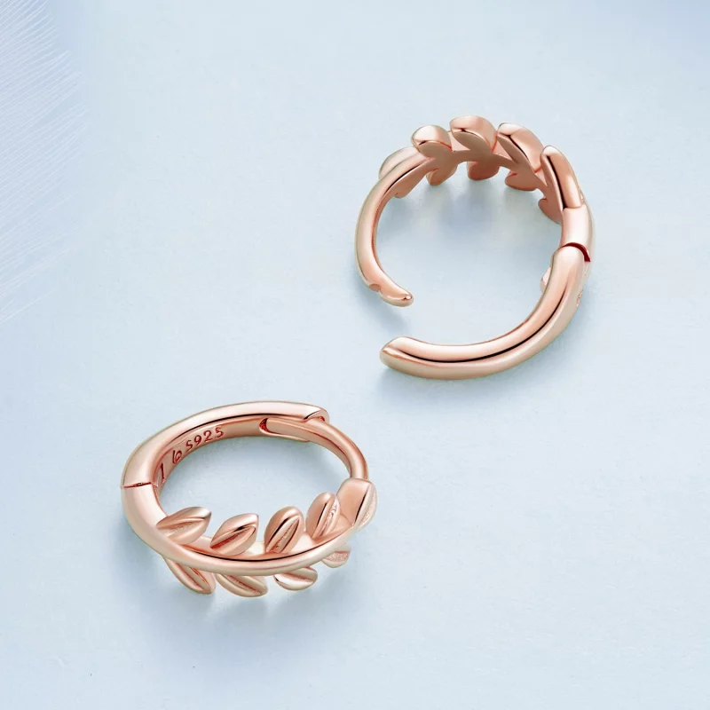 (image pour) Boucles d'oreilles à créoles avec feuilles de style Pandora - BSE500-C - Afficher 4