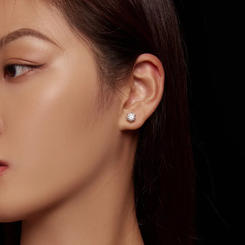 (image pour) Boucles d'oreilles Pandora Style en Moissanite à quatre griffes d'un carat - MSE - Afficher 5