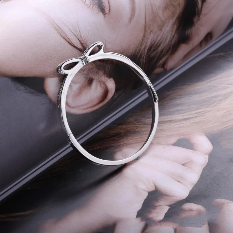 (image pour) PANDORA - Bracelet Jonc Nœud Scintillant - 590536CZ - Afficher 2