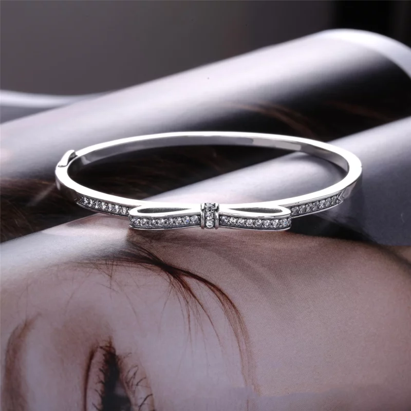 (image pour) PANDORA - Bracelet Jonc Nœud Scintillant - 590536CZ - Afficher 3