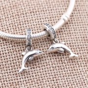 PANDORA - Charm Dauphin Joueur - 791541CZ