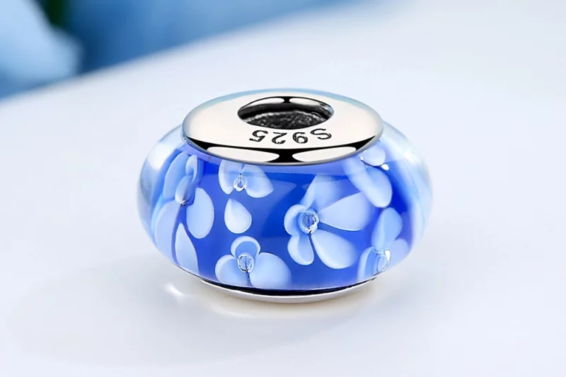(image pour) Charm Pandora Style en verre de Murano bleu avec des fleurs blanches - SCZ006 - Afficher 9