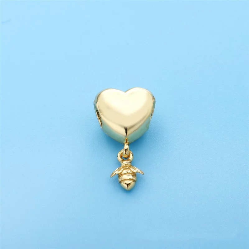 (image pour) Charm Cœur et Abeille PANDORA Shine™ - 767022 - Afficher 2