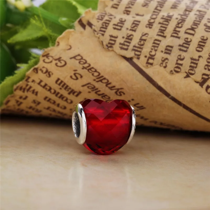 (image pour) Charm Facettes de l’Amour Fuchsia PANDORA France - 796563NFR - Afficher 3
