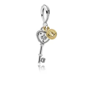 (image pour) Charm pendentif La Clé de mon Cœur PANDORA France - 796593