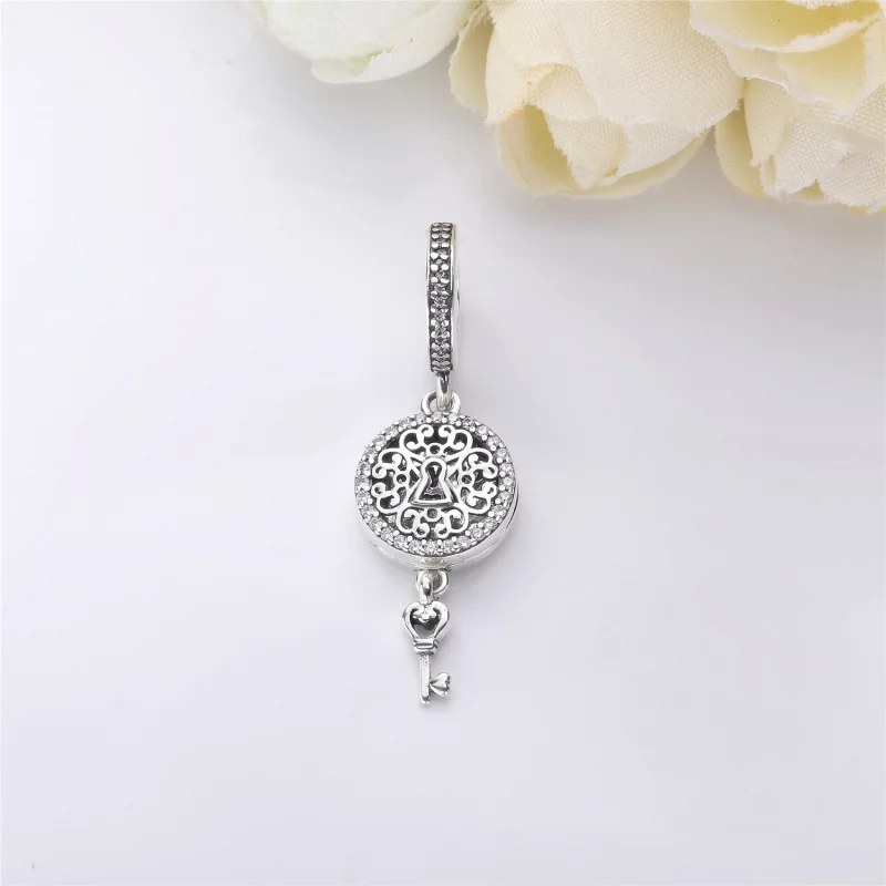 (image pour) Clef de l’Amour Royale, charm pendant PANDORA France - 797660CZ - Afficher 2