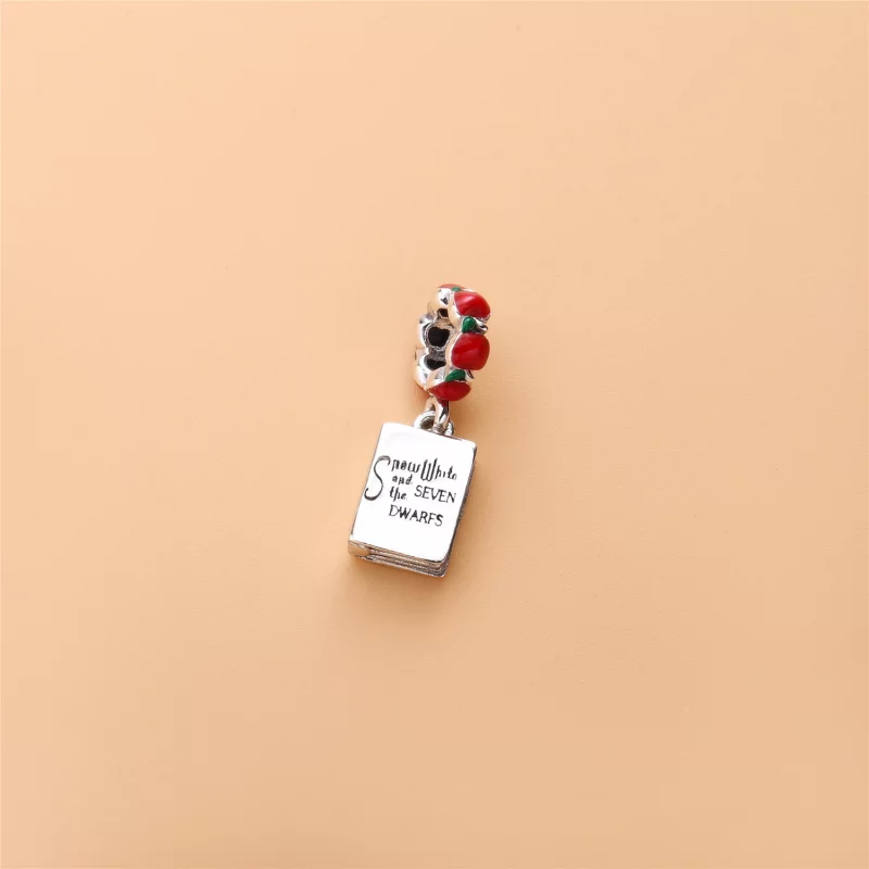 (image pour) Disney, Livre de Blanche-Neige et les Sept Nains, charm pendentif PANDORA France - Afficher 2