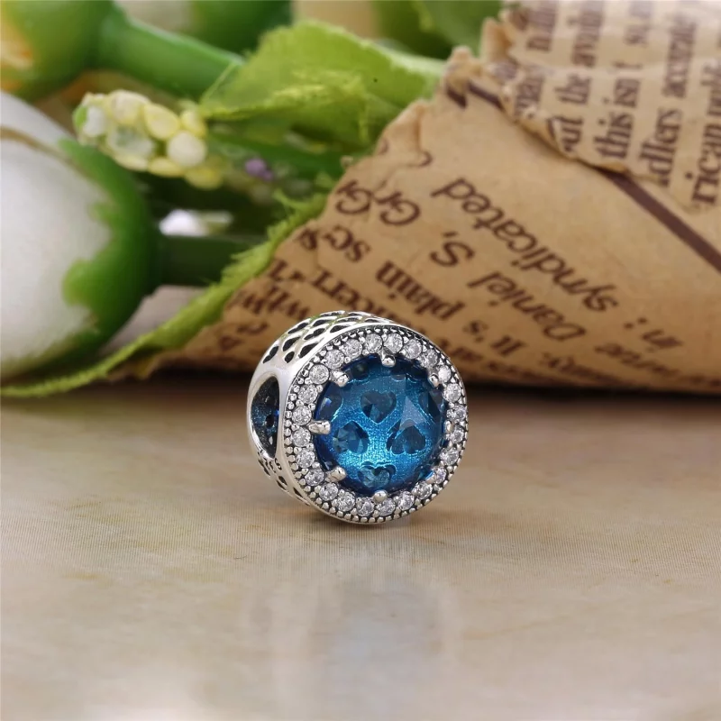 (image pour) PANDORA - Charm Cœurs Lumineux Bleu Glacier - 791725NGL - Afficher 2
