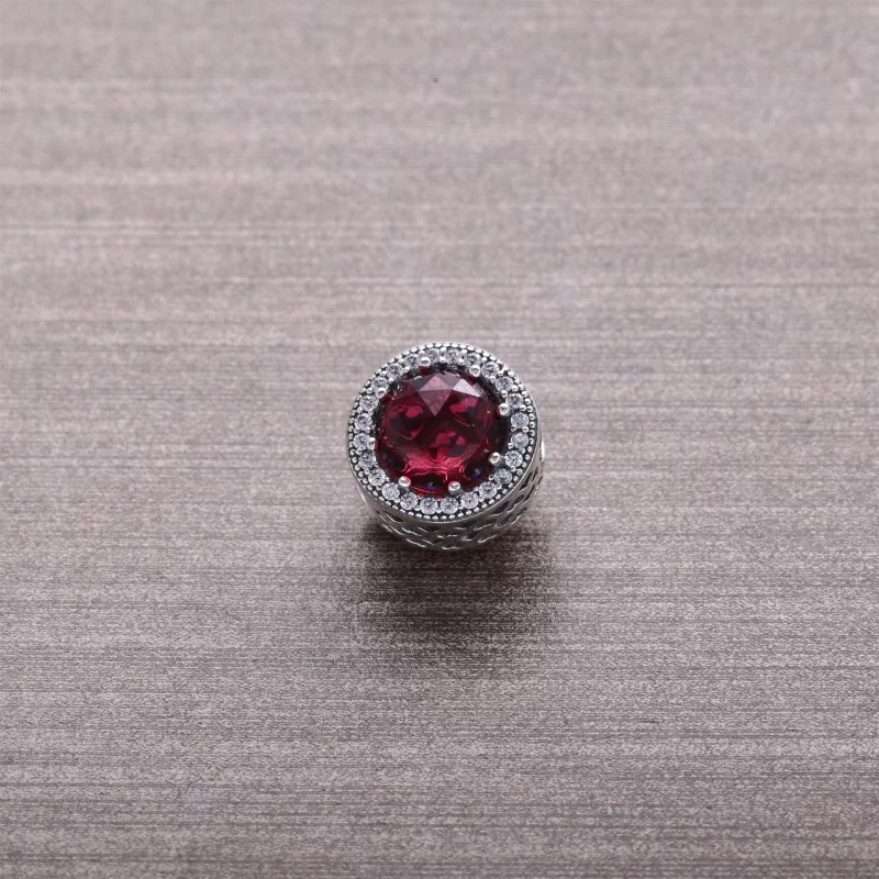 (image pour) PANDORA - Charm Cœurs Lumineux Cerise Ajouré - 791725NCC - Afficher 2