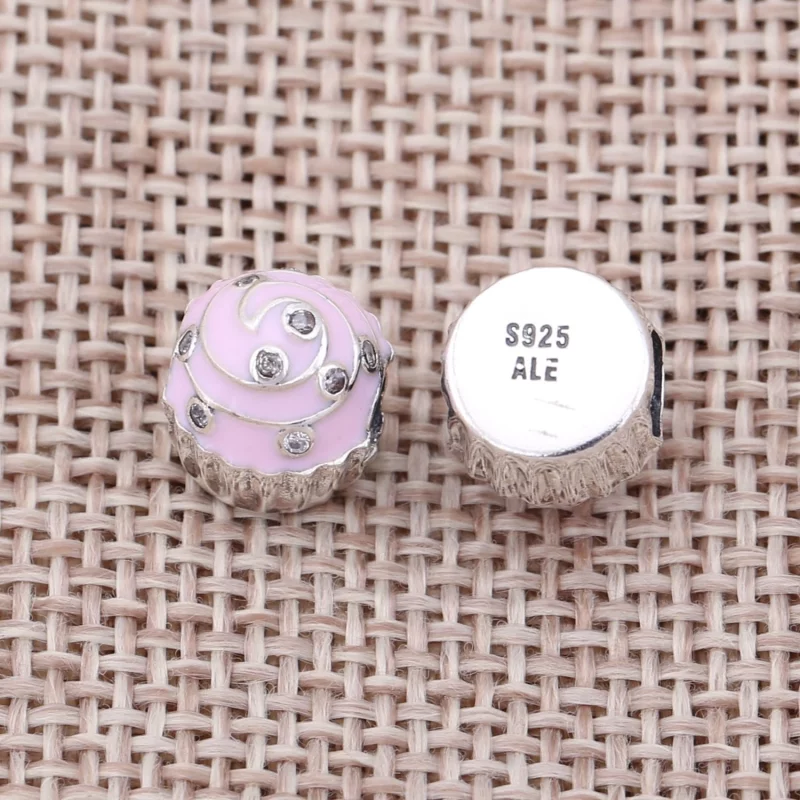 (image pour) PANDORA - Charm Irrésistible Cupcake - 791891EN68 - Afficher 2