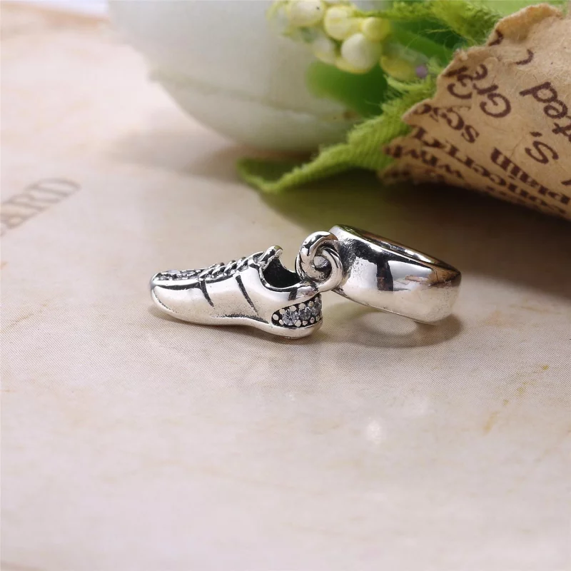 (image pour) PANDORA - Charm Pendentif Chaussure de Course - 792063CZ - Afficher 2