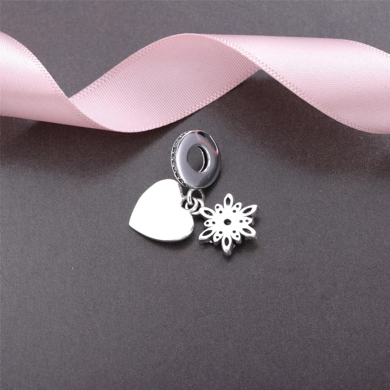 (image pour) PANDORA - Charm Pendentif Cœur Flocon de Neige - 792012CZ - Afficher 3