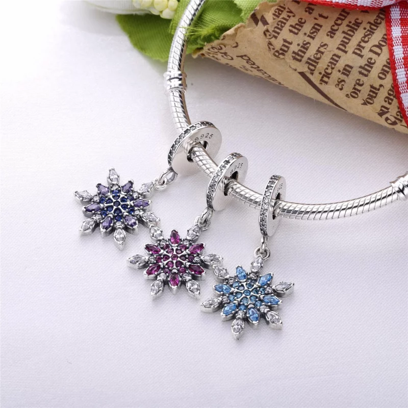 (image pour) PANDORA - Charm Pendentif Flocon de Neige Cristallisé - 791761nblmx - Afficher 6