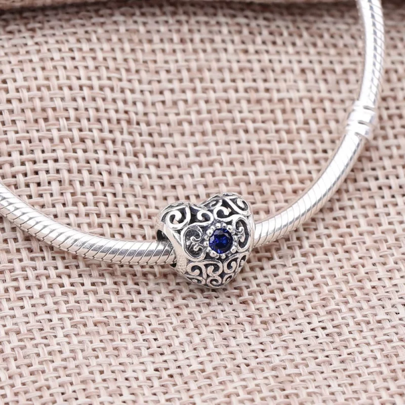(image pour) PANDORA - Cœur Signature Cristal Bleu - 791784NLB - Afficher 2