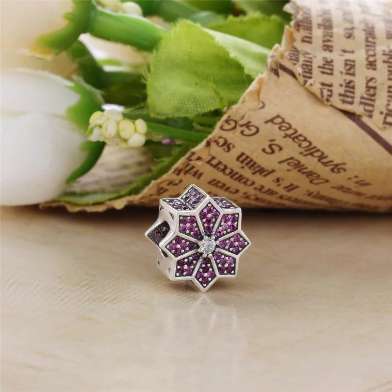 (image pour) PANDORA - Poinsettia, cz rouge et incolore - 791989CZR - Charms - Afficher 2