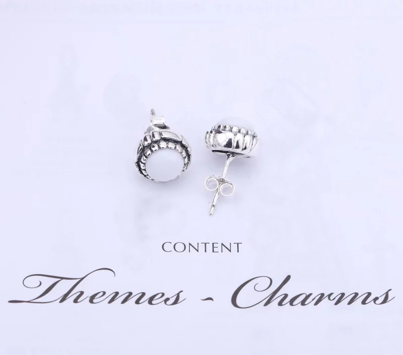 (image pour) PANDORA - Fleurs de fête, avril, cristal de roche - 290543BK - Boucles d’oreille - Afficher 2