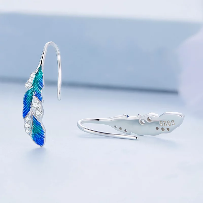 (image pour) Boucles d'oreilles pendantes en plume bleue éblouissante de style Pandora - BSE7 - Afficher 3