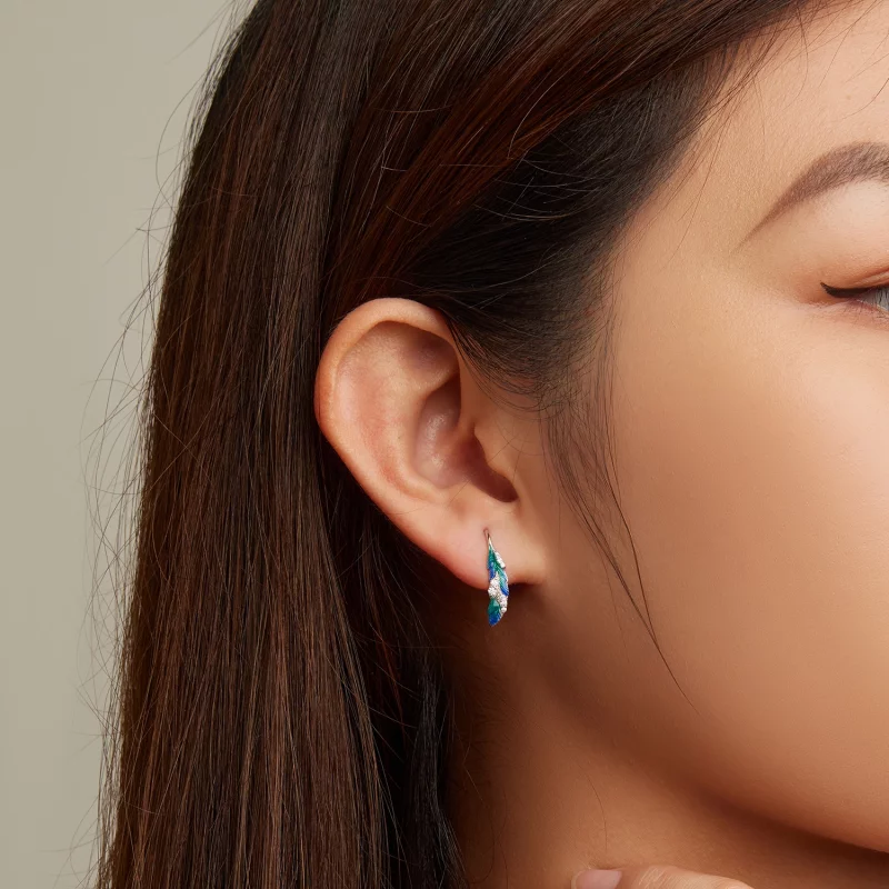 (image pour) Boucles d'oreilles pendantes en plume bleue éblouissante de style Pandora - BSE7 - Afficher 4