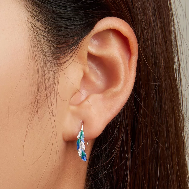 (image pour) Boucles d'oreilles pendantes en plume bleue éblouissante de style Pandora - BSE7 - Afficher 5