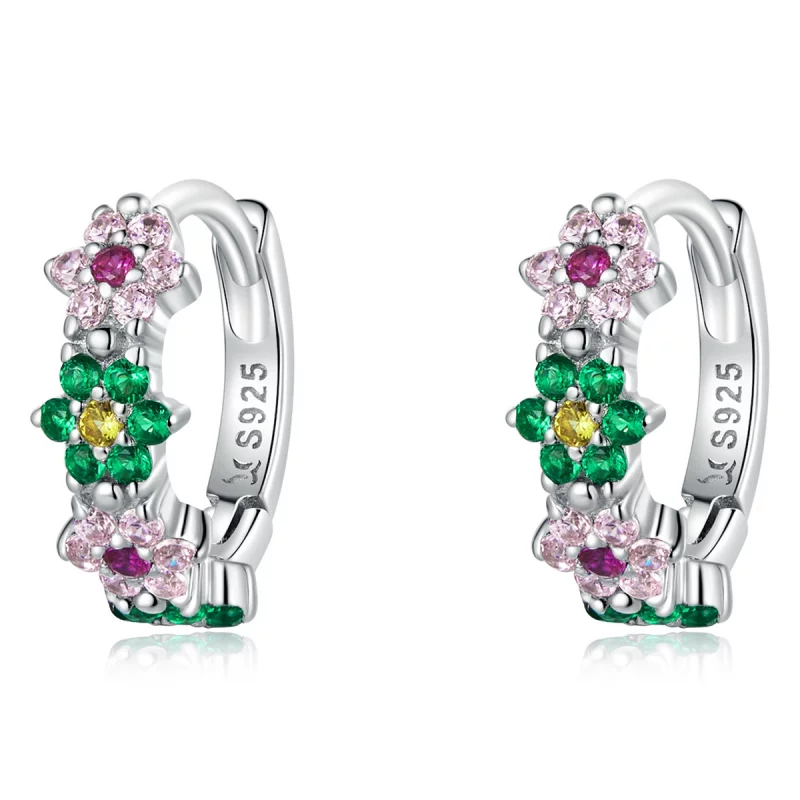 (image pour) Boucles d'oreilles à anneaux délicates de style Pandora avec des fleurs - SCE1320